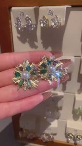 Ethnic Style Rhinestone Crystal Flower Pearl Stud Earrings for Women Vintage Creative Design Earring Fashion Jewelry Wholesale