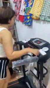 máy chạy bộ tại nhà beld máy chạy bộ gấp gọn công xuất 3.0 hp. tốc độ 1-12km/h + máy rung giảm mỡ bụng