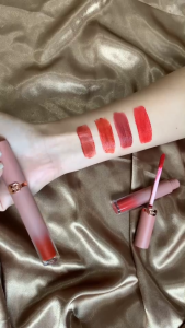 สินค้ามาใหม่ HOJO ลิปกลอสกำมะหยี่ เนื้อนุ่มติดทน สไตล์สาวเกาหลี No.8099