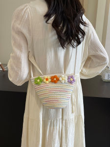 Bohemian Woven Straw Crossbody Bag Womens New 2025 Small Phone Bag Beach Vacation Cotton Rope Material Bucket Shape Youth
