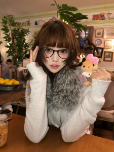 Beach Black Series Luggage Khmer Coriander Grandma KT Cat Meileti Sunglasses Bag Charm School Bag Decorations Hanging Ornaments