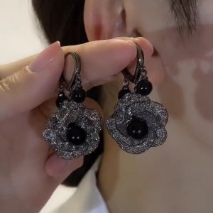 2025 New Silver Earrings 9999 Pure Silver Black Flower Ear Cuff Unique Design Sensation Fashionable Jewelry for Women