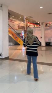 MAUDY KNITWEAR TOPS OVERSIZE SWEATER RAJUT GARIS GARIS