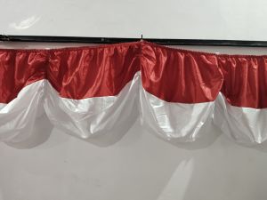 Bendera background karet merah putih bendera panjang 10 gelombang bendera gelombang renda panggung bendera umbul umbul 17 agustus