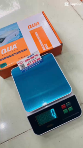 Cân tiểu ly điện tử nhà bếp mini định lượng 1g - 5kg Cân Tiểu Ly Nhà Bếp Dùng Làm Bánh Cân Điện Tử Độ Chính Xác Cao. Thiết kế cân có kích thước nhỏ nhắn tiết kiệm không gian diện tích đáng kể so với các dụng cụ đong đo khác trong nhà bếp và rất tiện cho