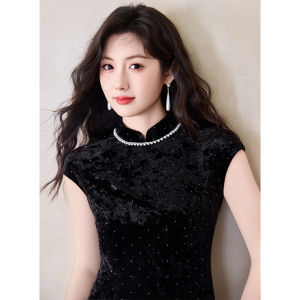 Elegant & Simple Velvet Qipao