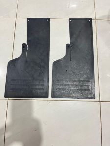 KARPET LUMPUR RODA KIJANG GRAND/SUPER RODA DEPAJ BELAKANG HARGA PER 1 SET 2 LEMBAR