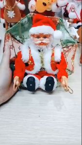 Đồ chơi ông già Noel leo dây lộn nhào nhảy dù - Quà tặng cho bé
