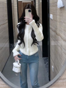 YUEZHONGWEI | French Style White Round Neck Base Layer Sweater