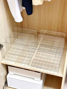 Dustproof Closet Space Storage Organizer Rack for Ladies Handbags Clothes Handbags Divider College Dormitory Cabinet