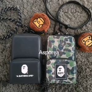 Bape Kids Phone & Card Sling Bag with Milo Coin Purse Pouch Charm (Black Camo Green) 2023 Autumn / Winter Japanese Magazine GWP