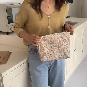 Floral Cosmetic Bag Make Up Storage Pouch Japan Style Vintage 1122-81
