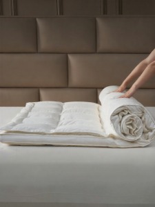 Boyang Home Textile | Feather-filled Cotton Mattress Pad Antibacterial Thermal