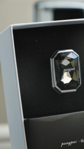 Crystal Car Clip On Air Vent Perfume Premium Diffuser Scents Aromatherapy Gift Minyak Wangi Benz BMW Audi Vanzo Jo Malon