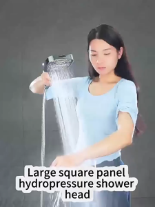 Vòi sen tăng áp cỡ lớnCông nghệ tăng áp mạnh mẽ8 Chế độ NướcTrải nghiệm tắm tuyệt vời