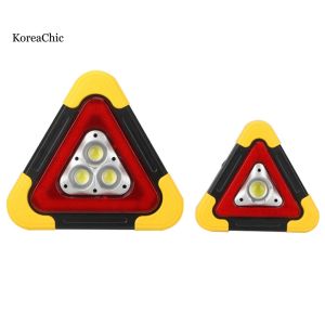 Biển tam giác cảnh báo có đèn LED chạy pin sạc và năng lượng mặt trời