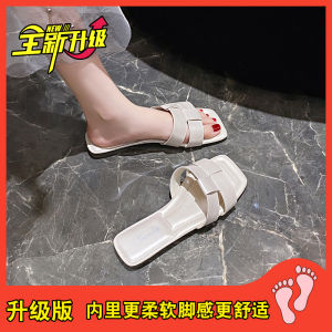 รองเท้าแตะผู้หญิงพื้นนุ่มกันลื่นสำหรับใส่กลางแจ้งในช่วงฤดูร้อน รองเท้าแตะแบบแบนแฟชั่นทันสมัย ​​รองเท้าแตะ PU สไตล์เกาหลี
