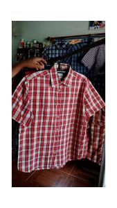 เสื้อเชิ้ต เสื้อเชิ้ตแขนสั้น เสื้อลายสก็อต เสื้อเชิ้ตผู้ชาย เนื้อผ้าคอตตอล สภาพเหมือน ใหม่ นำเข้าจาก us เป็นงานทรงเดิม มีครบไซด์