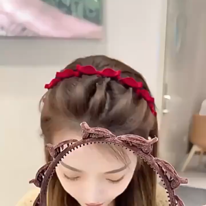 Vintage Velvet Braided Hair Hoop Hair Clip for Women Versatile Anti Slip Forehead Headband Headwear