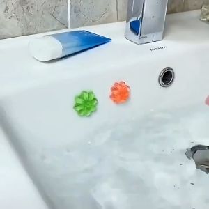 Wangi Tandas Korean Flower Aromatic Toilet Gel Bowl Bleach Magiclean Toilet Cleaner Push Type pump Flush Water Refresh Perfume Toilet Bowl Gel