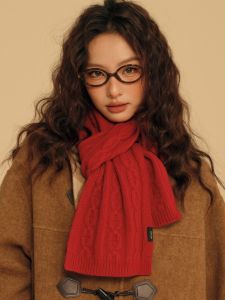 ผ้าพันคอสีแดงหนา ผ้าขนสัตว์แท้ 100% สำหรับผู้หญิง ฤดูหนาว ย้อนยุค แฮนด์เมด คุณภาพสูง อบอุ่น ผ้าพันคอแบบยาว ทรงสี่เหลี่ยม