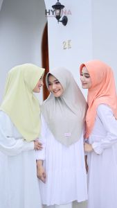 Hyuna Hijab - Bergo Jersey Oval Premium Khimar Instan Penguin Menutup Dada Ukuran L Terlengkap 58 Warna Hannnaah Series