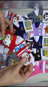 Kaos kaki bayi lurus