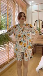 VIBES Pijama ngắn Lụa gấm họa tiết dễ thương Bee Py Set