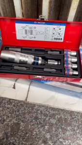 Bộ tô vít đóng 10 cái hệ mét Kingtony 4505MR (10 PC. 1/2" DR. Impact Driver & Socket Set)