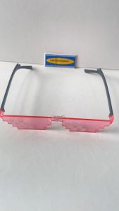 Kacamata Sultan Sombong Thug Life: Pink Merah Muda & Double Strip Aksesories