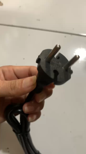 Power Supply Kabel Power Mesin Bor Gerinda Kabel Ac Buntung SNI Kabel Listrik Peralatan Elektronik 2 Liner Max 1500 Watt Panjang 2 Meter Universal Hitam Biru Coklat