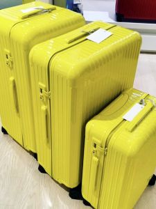 RZRA Fashionable Luggage Suitcase with Four-Wheel Rotation for Men And Women Travel Carry-On Bag Password Lock Handbag