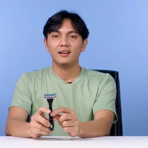 Alat Cukur Kumis dan Jenggot Max 3 lapis Polos P065