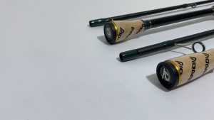 คันตีเหยื่อปลอม กราไฟท์ Pioneer Emotion ไพโอเนียร์ อีโมชั่น ด้ามไม้ก็อก