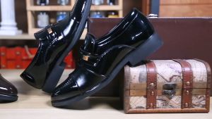 Patent Leather Mens Dress Shoes Slip on Mens Casual Oxford Shoe Office Shoe Business Male Footwear Pointed Toe Shoes
