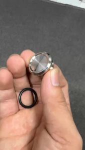 Nút đậy kiếng inox cho exciter 2010 MS06