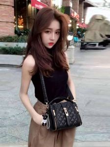 Korean Style Genuine Leather Bucket Bag Small Shoulder Crossbody Womens Handbag Soft Polyester Lining Zipper Closure Leisure