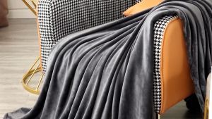 MLADEN Queen/single Flannel Blanket Selimut Baldu Gebu Comfortable Plush Soft Quilt Blanket for Sofa Bed Office Blanket Pad