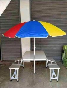 Round Beach Umbrella - Stylish Shade for Your Seaside Escape