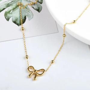 BESFOME Non Tarnish Golden Butterfly Pendant Retro Luxury Popular Trendy Clavicle Chain Palace Style Titanium Steel Necklace For Women Accessories