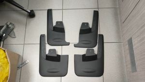 TYRE MUDFLAPS SET (4PCS) ISUZU D-MAX RT85 SINGLE CAB (2DOOR) 4X4 LORRY TRUCK AKSESORI