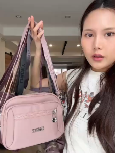 LK-249 (CH 13018) 👜🤟กระเป๋าเนื้อสะพายข้าง ผ้าสวยแบบกันน้ำ ใช้ไปไม่มีวันเบื่อแน่นอน 🌟