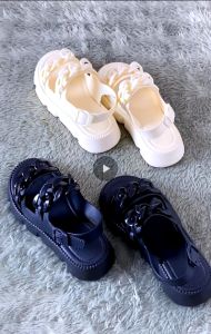 LAYTENY Sandal Wanita Terbaru 2024 Sepatu Sandal Jelly Wanita Korean Style Empuk Ootd Selebgram Kekinian Sandal Slop Cewek Karet