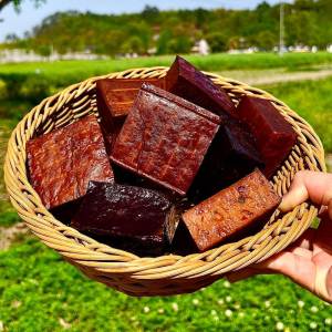 Smoked Pig Blood Smear Flavor Tofu Dry 10 Pieces