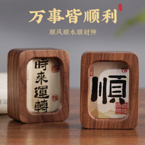 ของตกแต่งสำนักงานสไตล์ใหม่จีนที่ทำจากไม้walnut ของตกแต่งสำหรับรถที่เรียบง่ายและสบายใจ อุปกรณ์ตกแต่งบ้านสำหรับห้องทำงาน