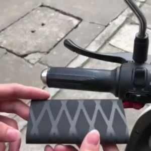 For BMW R1250GS R1200GS LC ADV F750GS F850GS F900R Motorcycle Universal Heat Shrinkable Grip Cover Non-slip Rubber Grip Glove