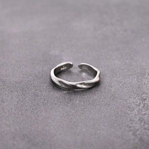 Nhẫn Mobius Tối Giản Dành Cho Nam Và Nữ Thời Trang Nhẫn Đôi Ngón Tay Chỉ Số Cảm Giác Cao Cấp Nhẫn Đôi Ngón Tay Thiết Kế Phong Cách Riêng Biệt Dây Đeo Nhẫn Thép Titan