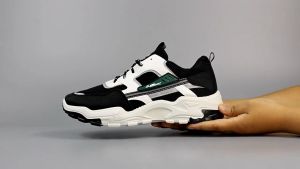 ส่งเร็ว รองเท้า ผู้ชาย สไตล์ สปอร์ต ผู้ชาย วิ่ง พื้นหนา ขนาด เพิ่ม ความสูง ระบาย กันลื่น นูม ไม่เจ็บ ผ้า