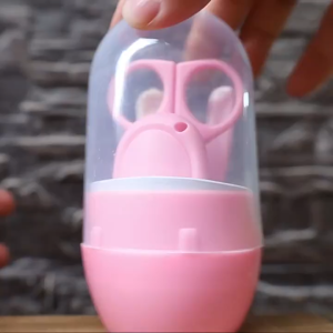 AIDA LED Light Baby 5Alat Penyepit Gunting Kuku Karat Nail Clipper Tweezer Clip Manicure Tools Set 5件套美甲婴儿宝宝指甲钳夹子带灯