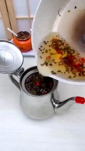 Stainless Steel Oil Container Can Household Oil Strainer Kitchen Oil Filter Pot Oil Storage Bottle